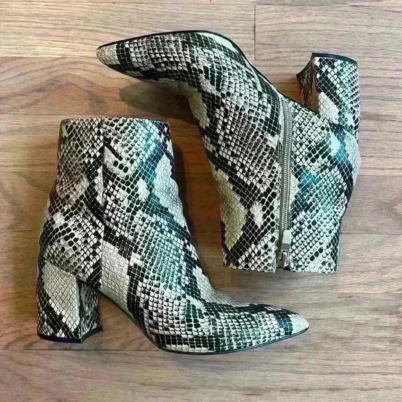 Marc Fisher Gaylen Bootie - Picture 1 of 6